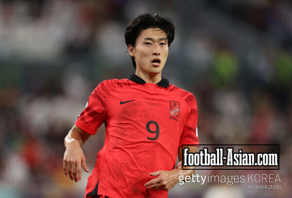 Guesung Cho of Korea Republic looks on during the FIFA World Cup Qatar 2022 Group H match between Korea Republic and Portugal at Education City Stadium on December 02, 2022 in Al Rayyan, Qatar. (Photo by Dean Mouhtaropoulos/Getty Images)