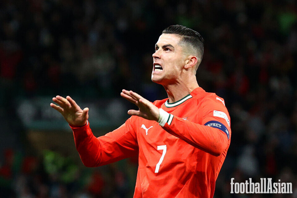 LISBON, PORTUGAL - MARCH 23: Cristiano Ronaldo of Portugal celebrates scoring his team's second goal during the UEFA Nations League Quarterfinal Leg Two match between Portugal and Denmark at Estadio Jose Alvalade on March 23, 2025 in Lisbon, Portugal. (Photo by Carlos Rodrigues/Getty Images)