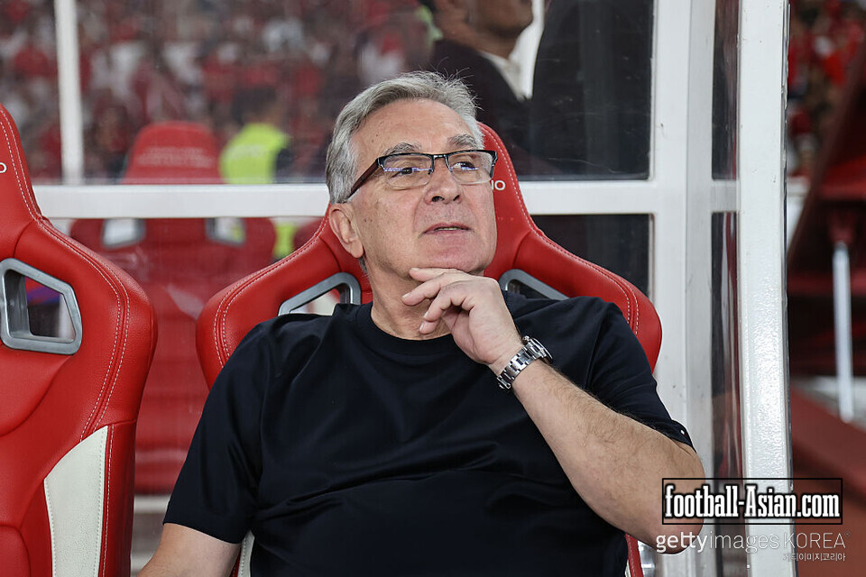 JAKARTA, INDONESIA - JUNE 05: China PR Head Coach Branko Ivankovic looks on during the FIFA World Cup qualifier Asian third round Group C match between Indonesia and China at Gelora Bung Karno Stadium on June 05, 2025 in Jakarta, Indonesia. (Photo by Robertus Pudyanto/Getty Images)