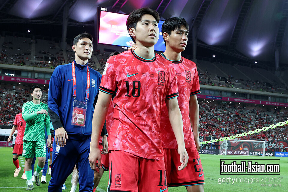 SEOUL, SOUTH KOREA - JUNE 10: Lee Kangin of South Korea (2nd R) is seen after the FIFA World Cup Asian Third Qualifier Group B match between South Korea and Kuwait at Seoul World Cup Stadium on June 10, 2025 in Seoul, South Korea. (Photo by Chung Sung-Jun/Getty Images)