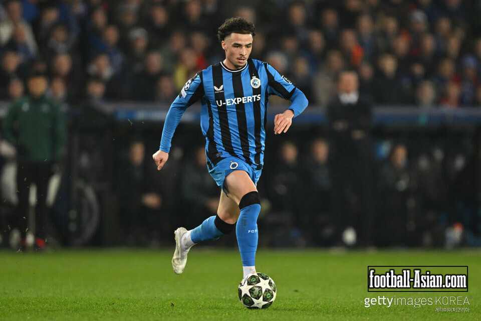BRUGGE, BELGIUM - MARCH 04: Chemsdine Talbi of Club Brugge in action during the UEFA Champions League 2024/25 UEFA Champions League 2024/25 Round of 16 first leg match between Club Brugge KV and Aston Villa FC at on March 04, 2025 in Brugge, Belgium. (Photo by Mike Hewitt/Getty Images)