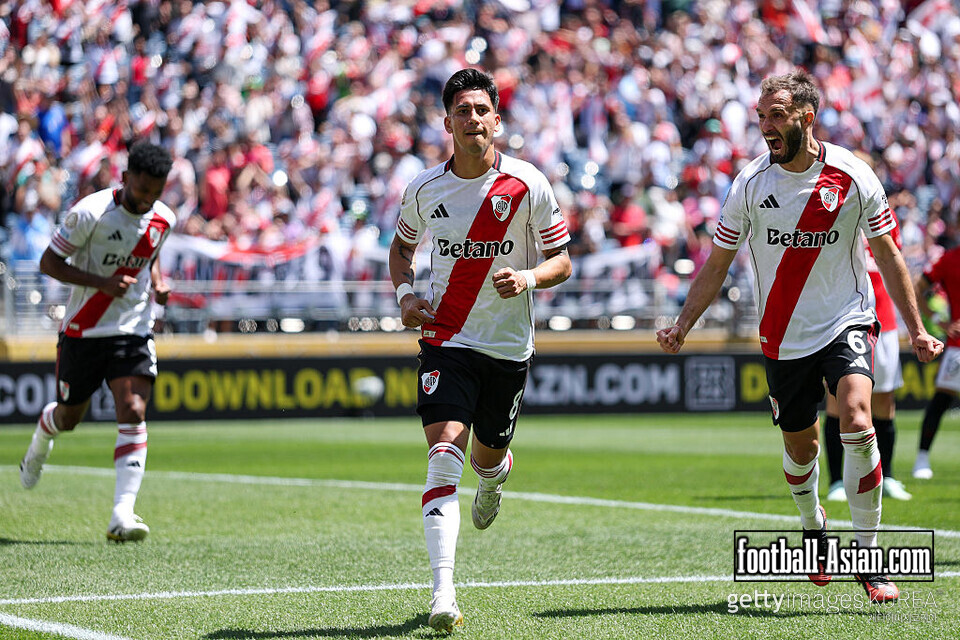 SEATTLE, WASHINGTON - JUNE 17: Maximiliano Meza #8 of CA River Plate celebrates scoring his team's third goal during the FIFA Club World Cup 2025 group E match between CA River Plate and Urawa Red Diamonds at Lumen Field on June 17, 2025 in Seattle, Washington. (Photo by Buda Mendes/Getty Images)
