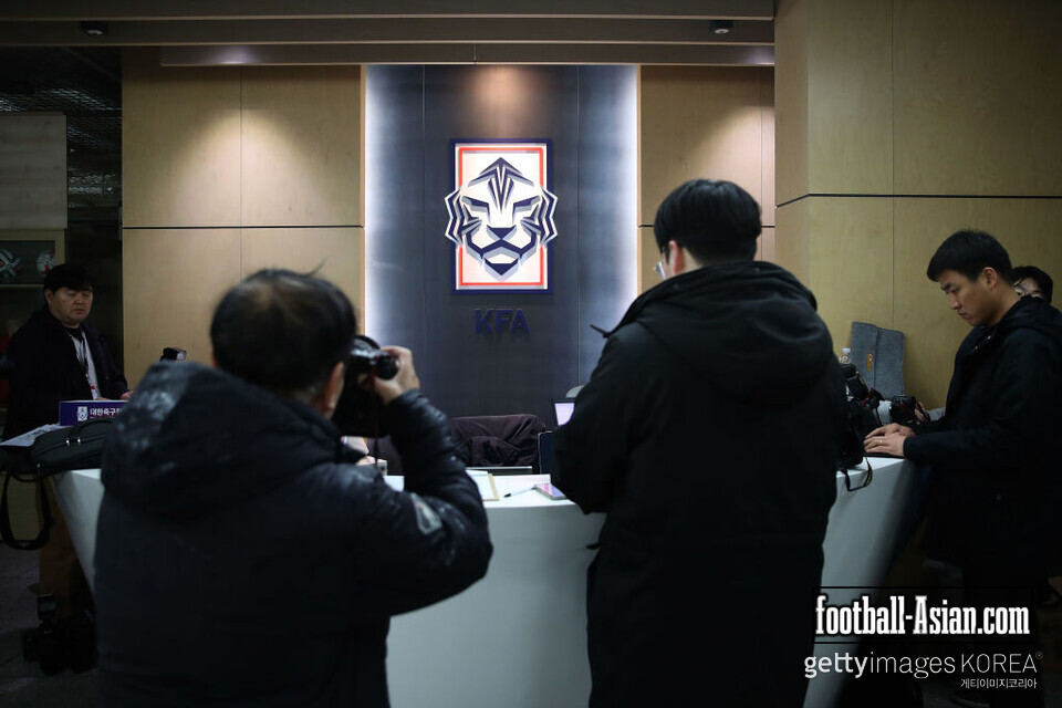 SEOUL, SOUTH KOREA - FEBRUARY 15: Members of the press are seen at the Korea Football Association building while the National Team Committee meeting on February 15, 2024 in Seoul, South Korea. South Korean men's national team coach Jurgen Klinsmann's appointment is being reviewed by the Korea Football Association after the semifinal defeat to Jordan at the Asian Cup. (Photo by Chung Sung-Jun/Getty Images)