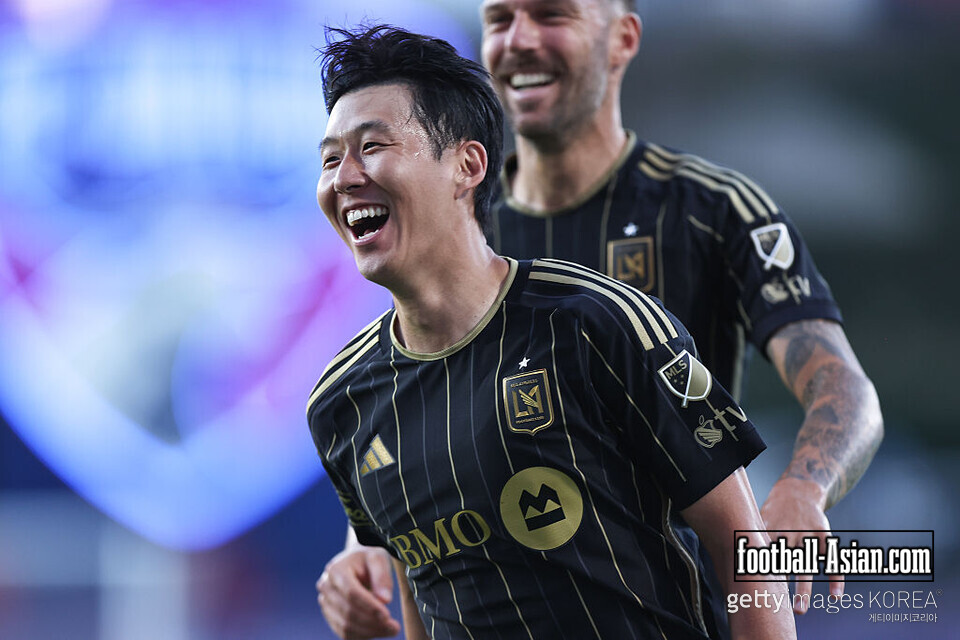 FRISCO, TEXAS - AUGUST 23: Son Heung-Min #7 of LAFC celebrates after scoring the opening goal during the MLS soccer game between FC Dallas and Los Angeles Football Club at Toyota Stadium on August 23, 2025 in Frisco, Texas. (Photo by Omar Vega/Getty Images)